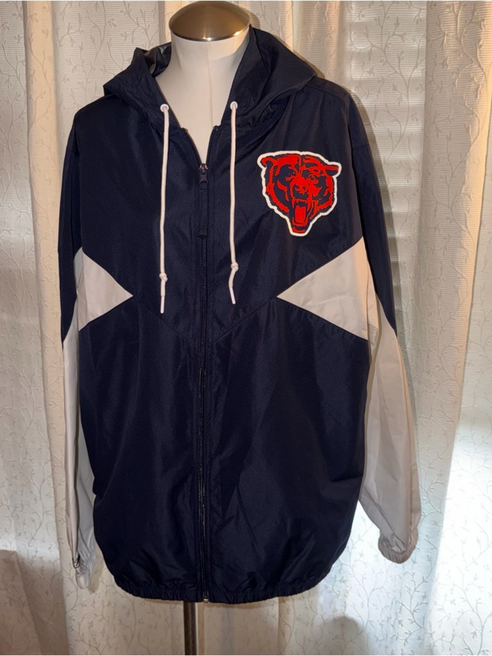Mitchell & Ness Chicago Bears windbreaker